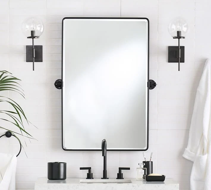 El baño iluminado OEM/ODM refleja el espejo del baño del rectángulo de la pared del retrete